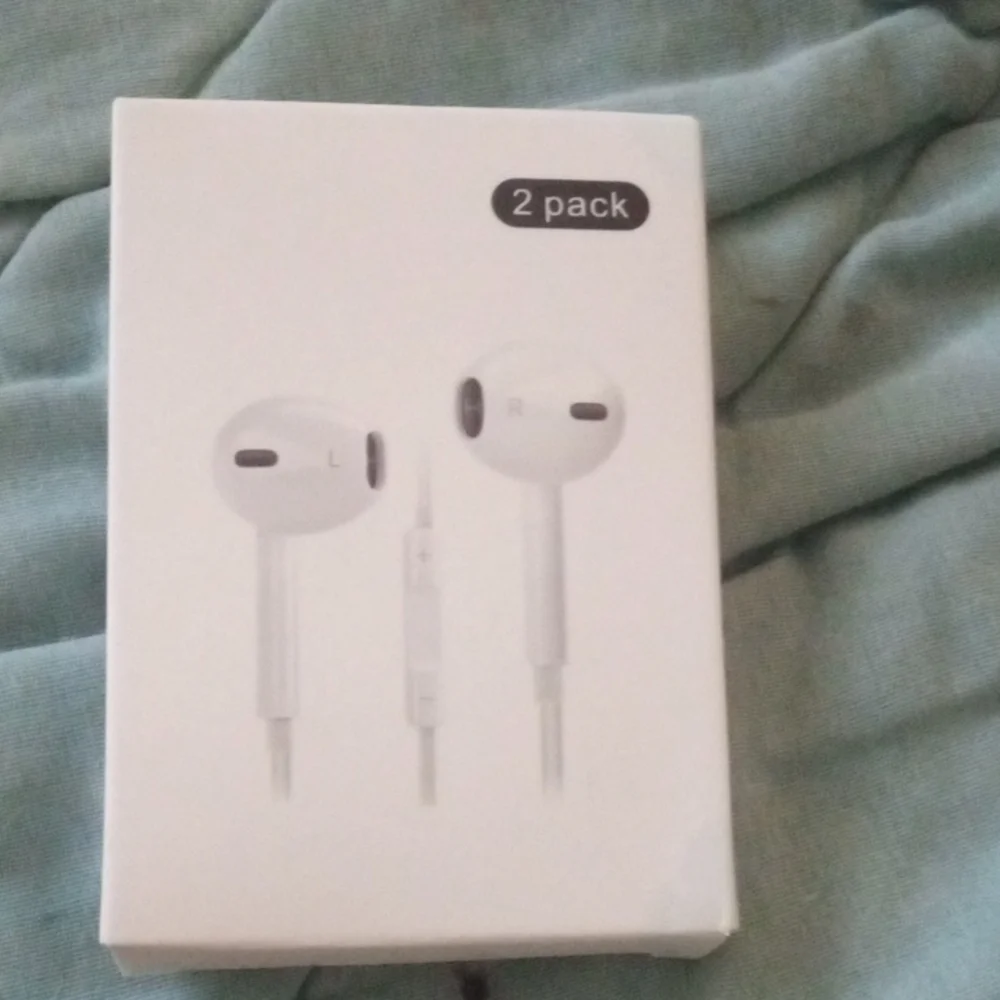 White Wired Earbuds 2 Pack For iPhone